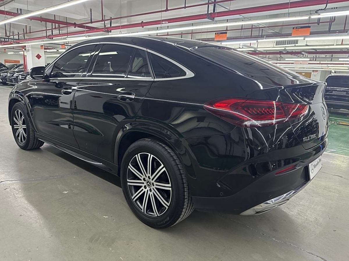 奔馳 奔馳GLE轎跑  2022款 改款 GLE 350 4MATIC 轎跑SUV 時尚型圖片