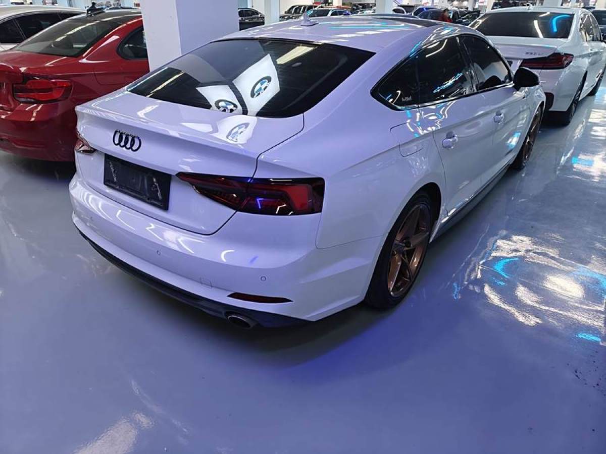 奧迪 奧迪A5  2019款 Sportback 40 TFSI 時(shí)尚型圖片