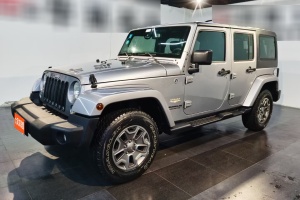 牧马人 Jeep 3.0L Sahara 四门舒享版