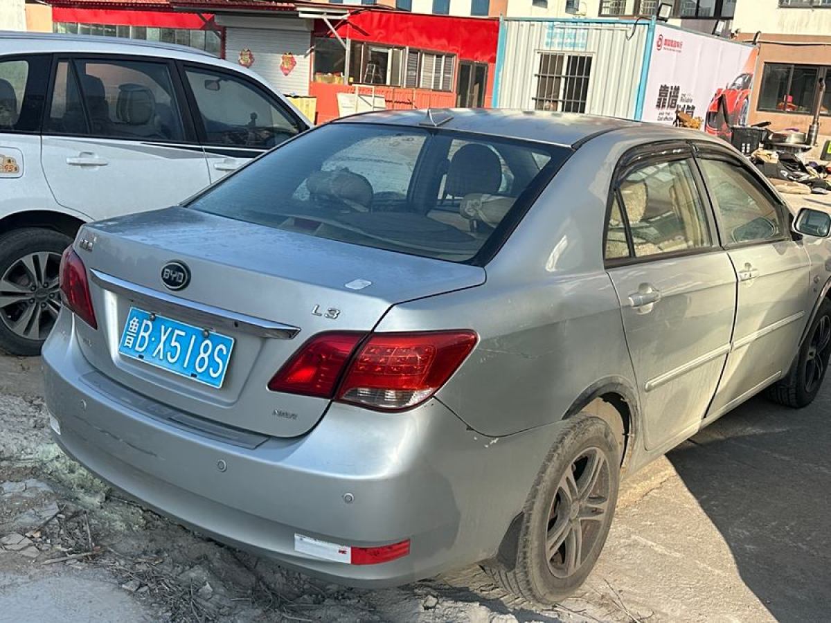 比亞迪 L3  2012款 1.5L 手動尊貴型圖片