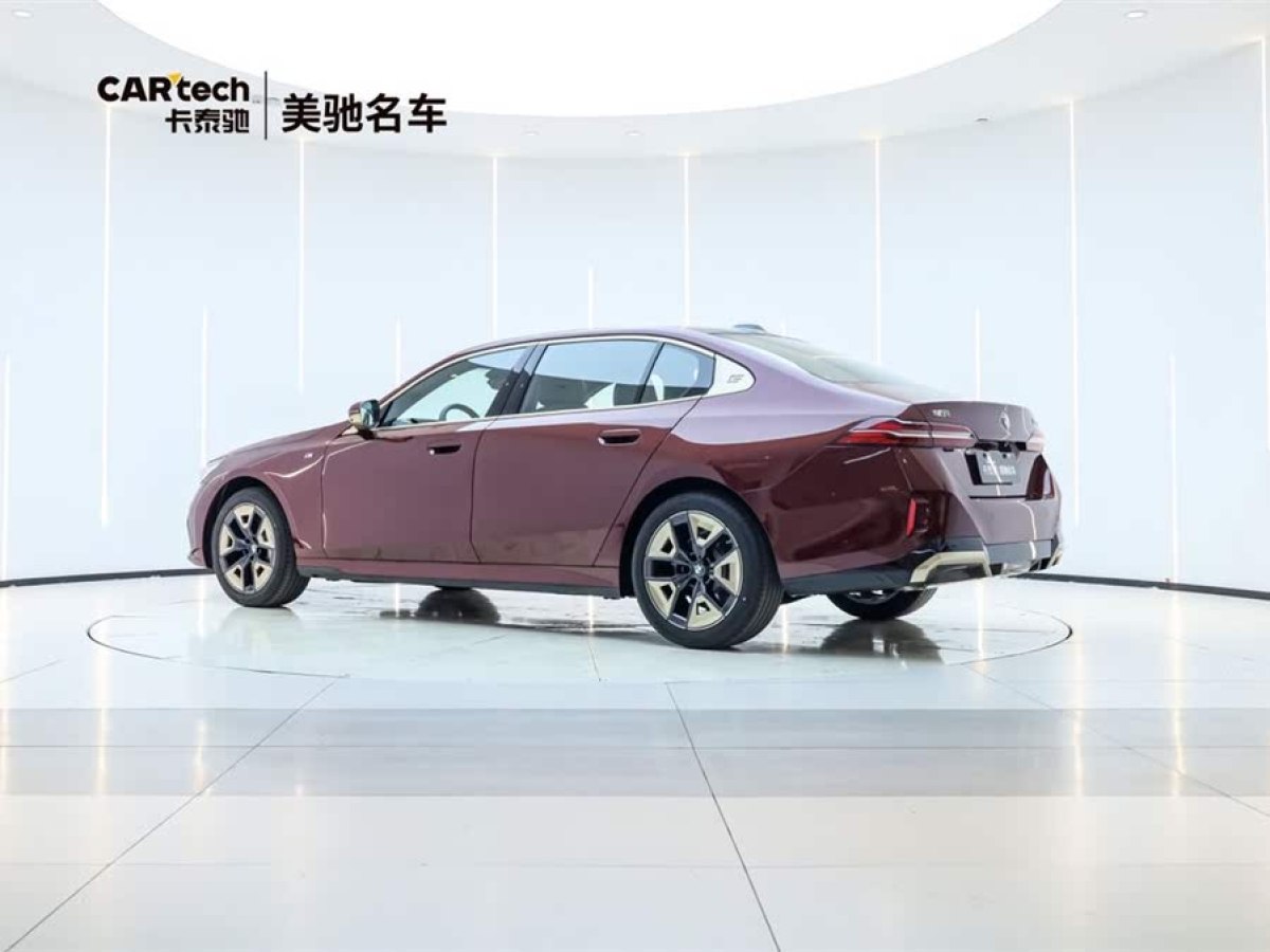 寶馬 寶馬5系  2024款 530Li 領(lǐng)先型 M運動套裝圖片