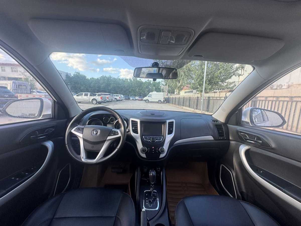 長安 CS35  2015款 1.6L 自動豪華型 國V圖片