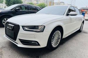 奥迪A4L 奥迪 35 TFSI 自动标准型