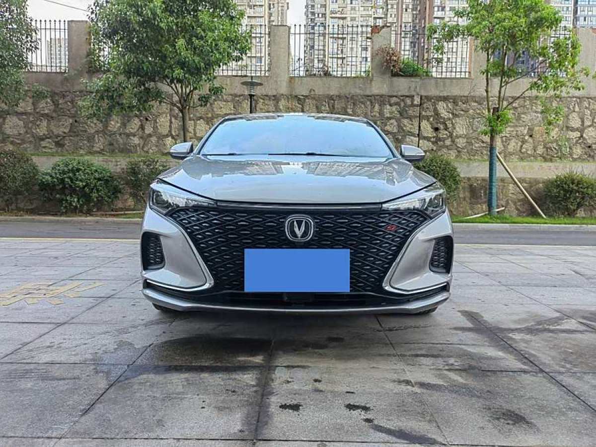 長(zhǎng)安 逸動(dòng)  2020款 PLUS 藍(lán)鯨NE 1.4T GDI DCT尊貴型圖片