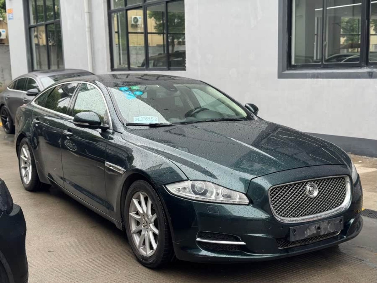 捷豹 XJ  2012款 XJL 3.0 全景商務(wù)版圖片