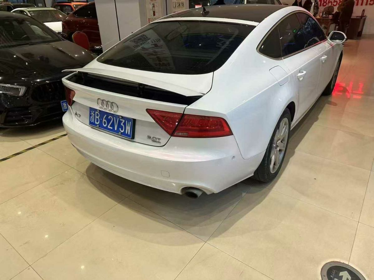 奧迪 奧迪A7  2014款 A7 Sportback 3.0TFSI 50TFSI Quattro舒適型圖片