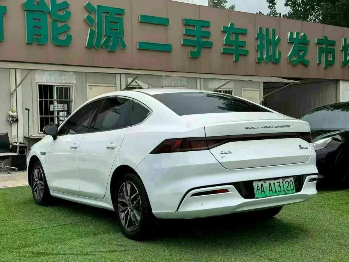 奔馳 V級(jí)  2021款 V 260 L 長(zhǎng)軸距尊貴版圖片