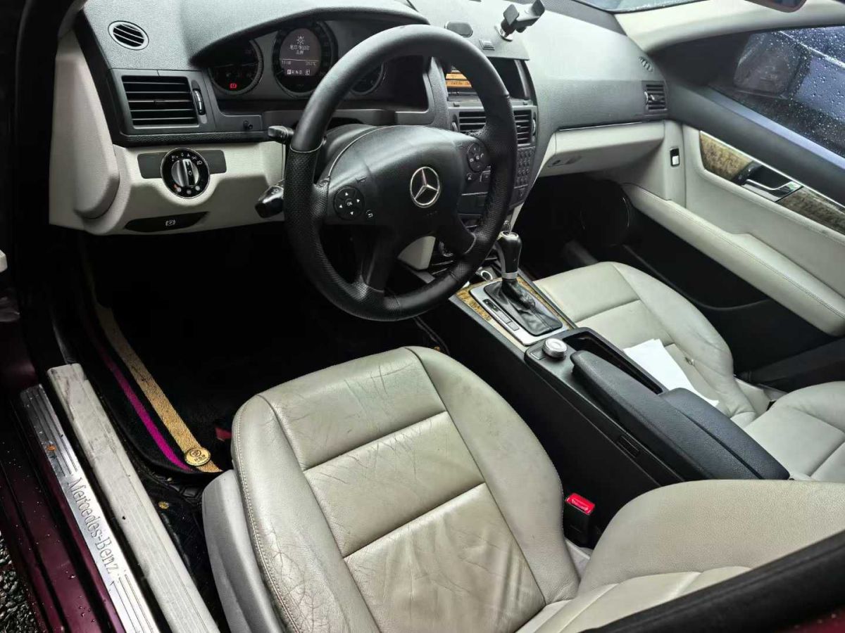 奔馳 奔馳C級AMG  2009款 AMG C 63 動感型圖片