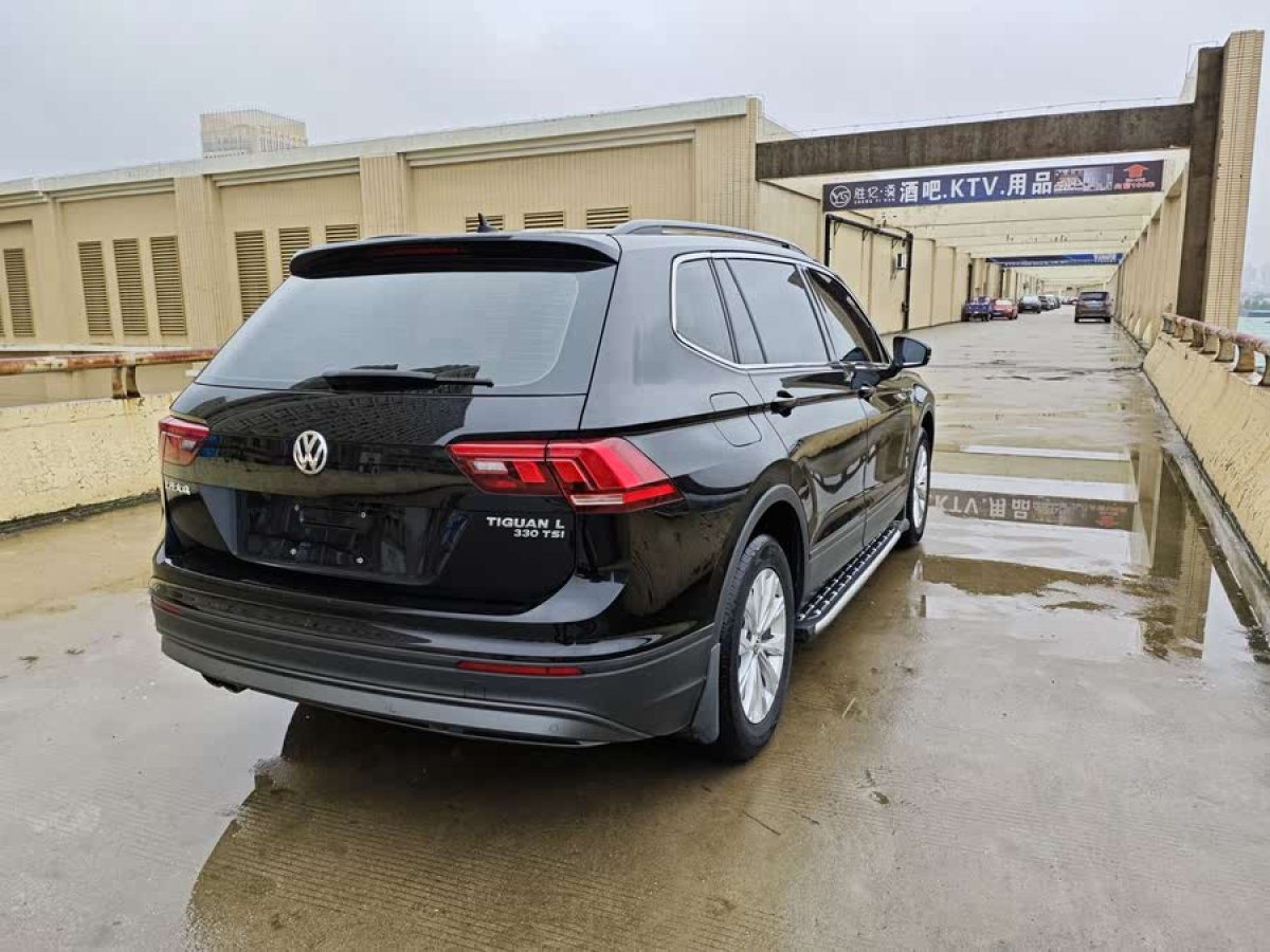 大眾 途觀L  2017款 330TSI 自動兩驅(qū)風尚版圖片