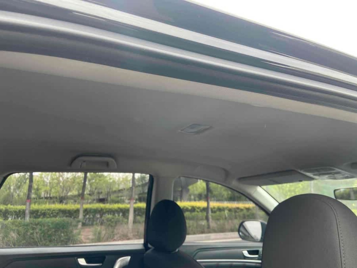 哈弗 M6  2019款 1.5T 手動(dòng)兩驅(qū)都市型 國VI圖片