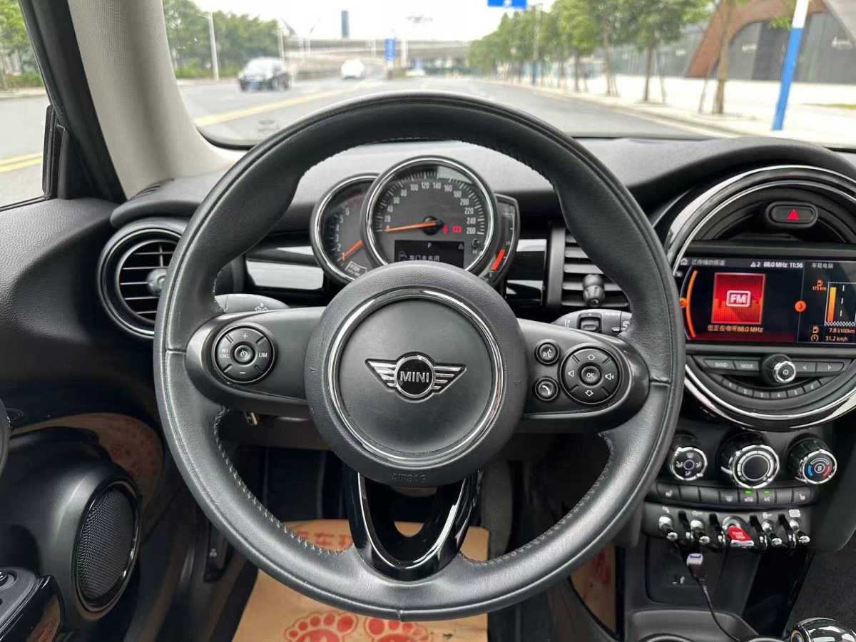 2019年11月MINI COUNTRYMAN  2018款 1.5T COOPER 經(jīng)典派