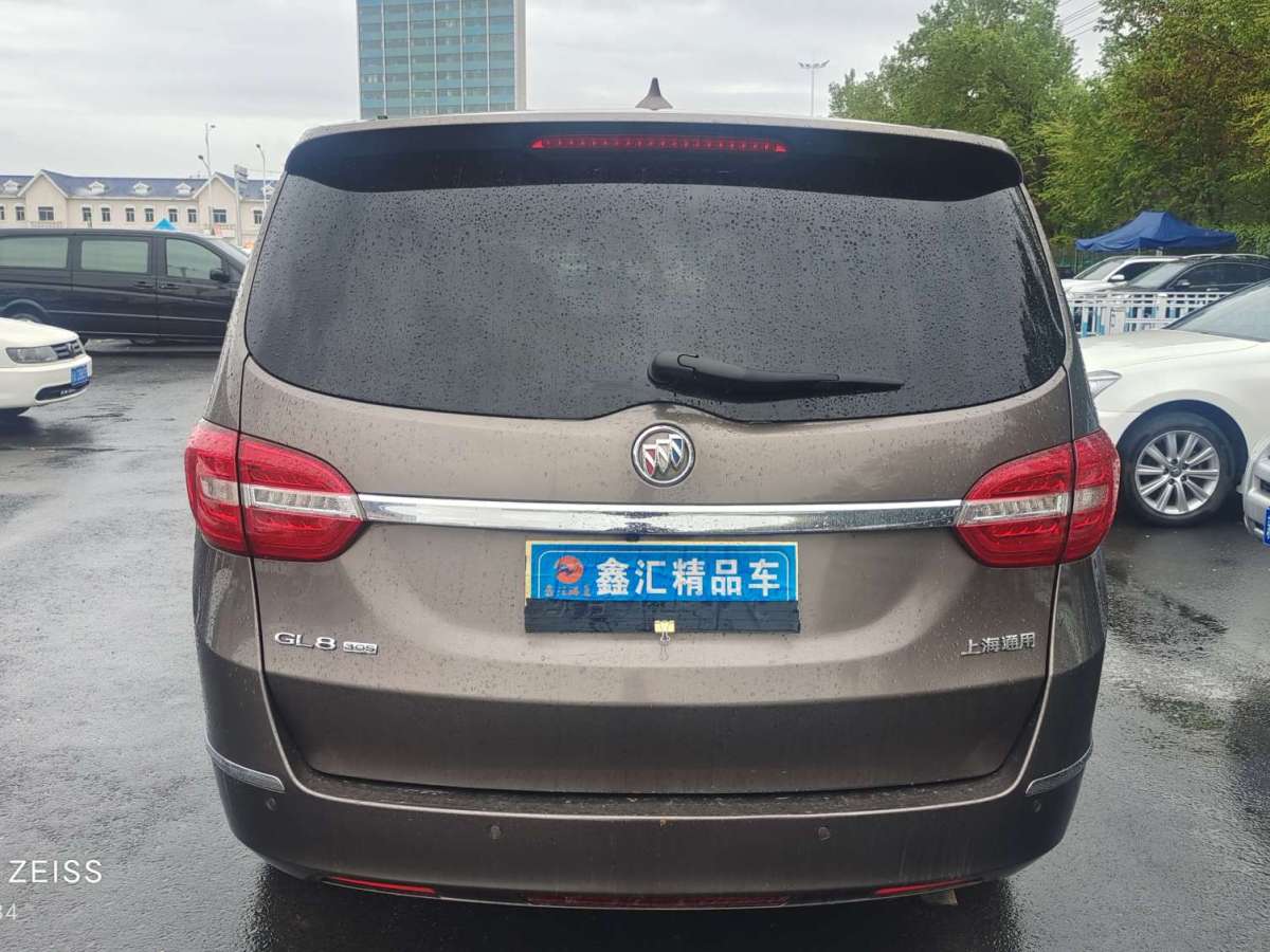 别克 GL8  2014款 3.0L GT豪华商务豪雅版图片