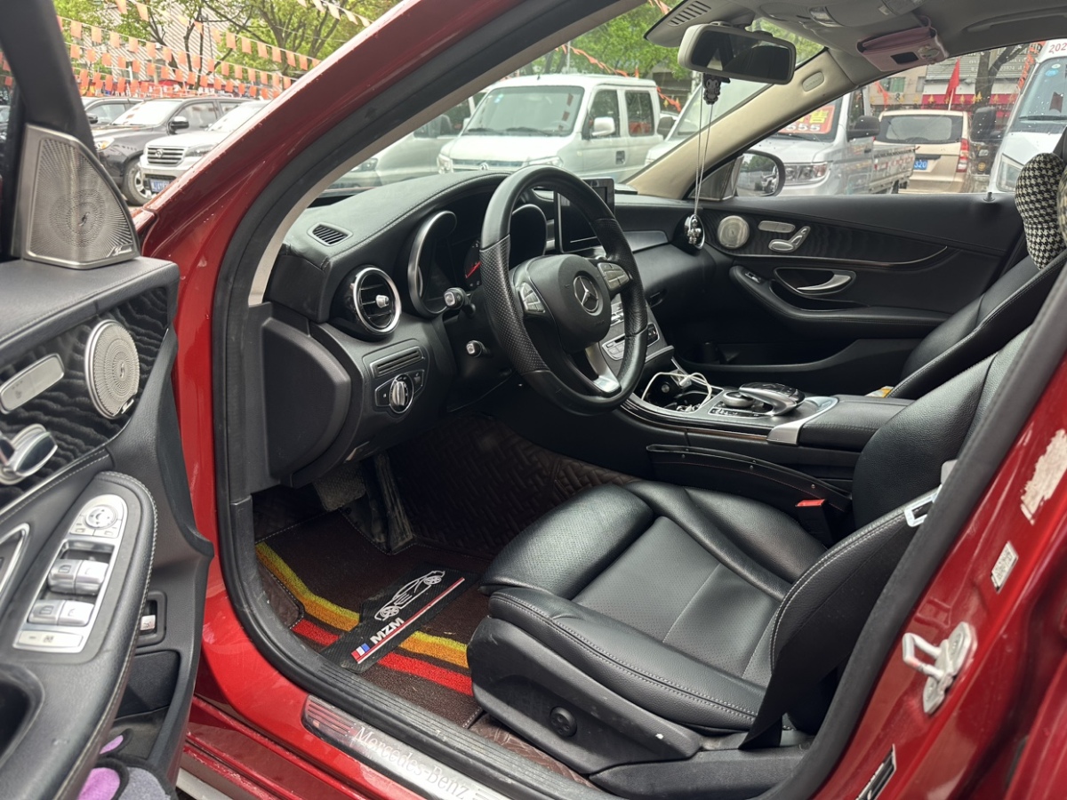 2014年12月奔驰 奔驰C级  2015款 改款 C 200 L