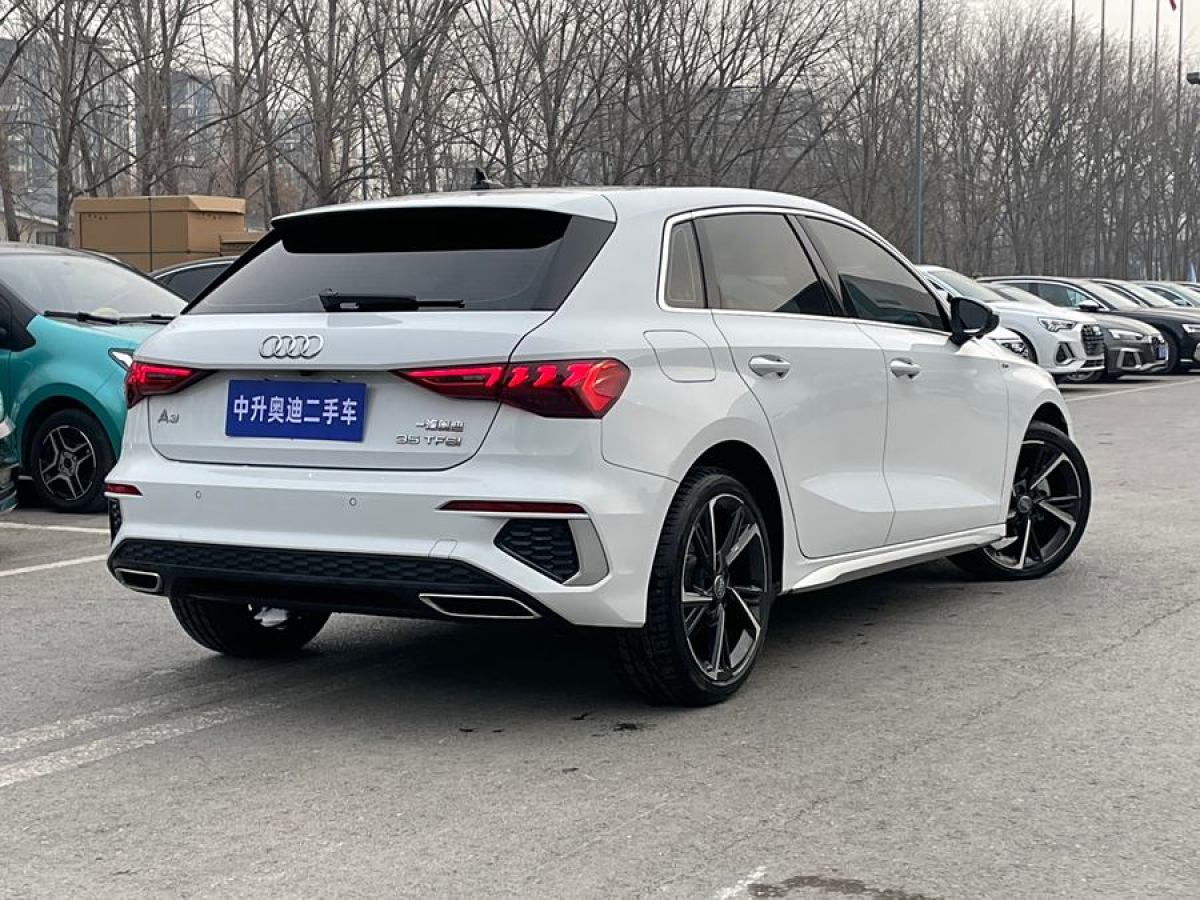 奧迪 奧迪A3  2022款 Sportback 35 TFSI 進(jìn)取運(yùn)動型圖片