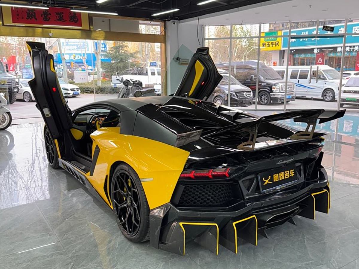 蘭博基尼 Aventador  2013款 LP 700-4 Roadster圖片