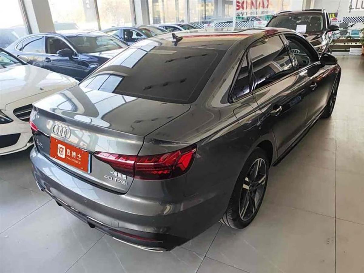 奧迪 奧迪A4L  2022款 40 TFSI 豪華動(dòng)感型圖片