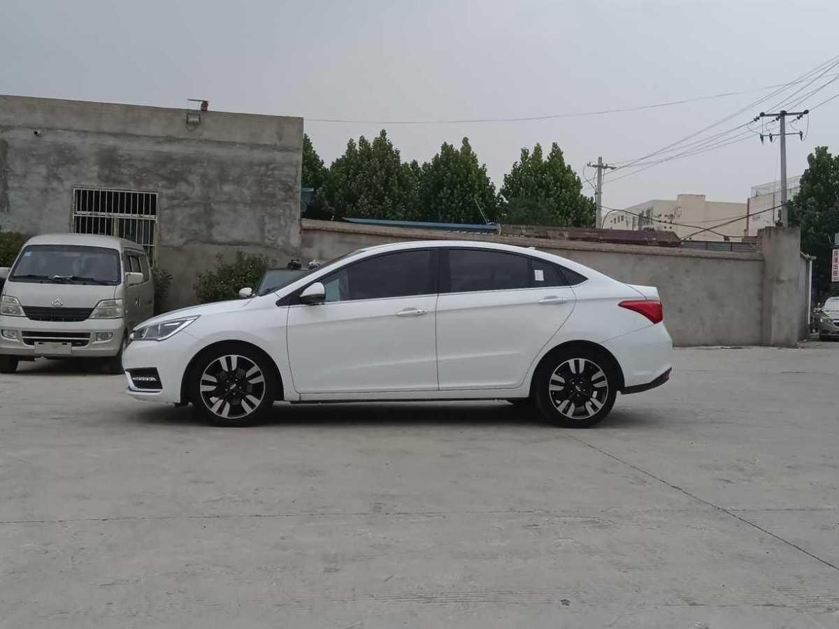 奇瑞 艾瑞澤5  2017款 1.5L CVT豪華版圖片