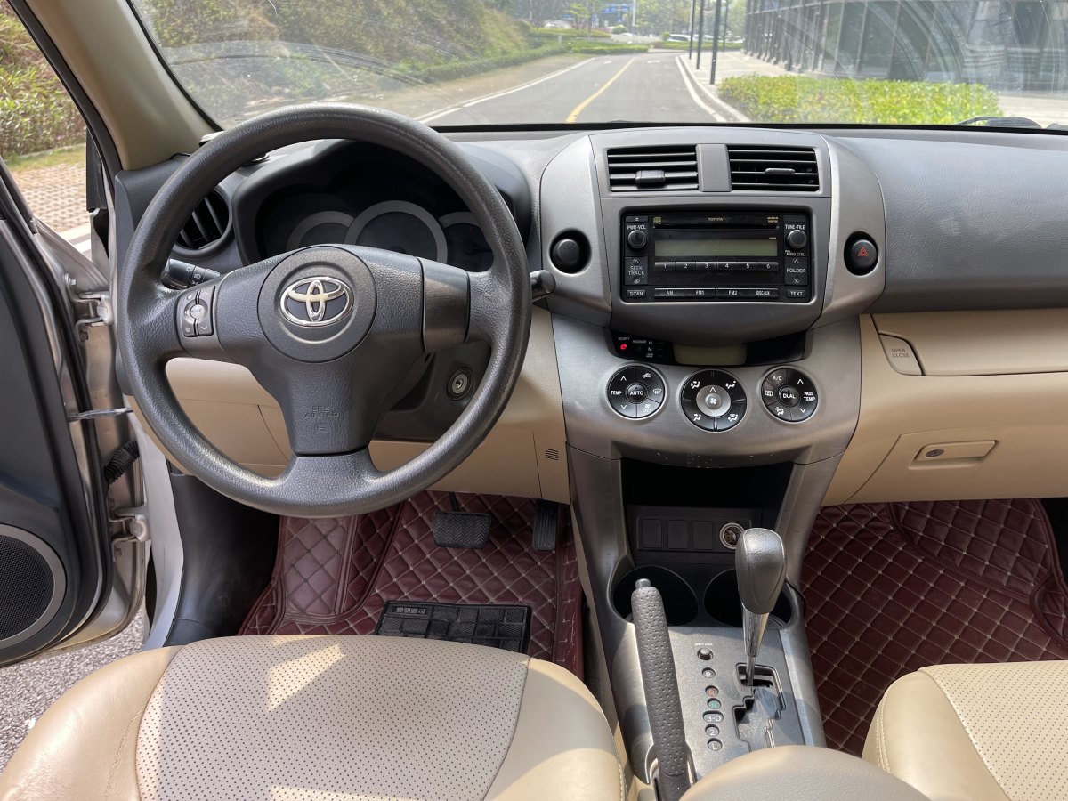 2013年6月丰田 RAV4  2005款 2.0L 自动