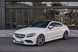 奔馳C級(jí)AMG 奔馳 AMG C 63 Coupe