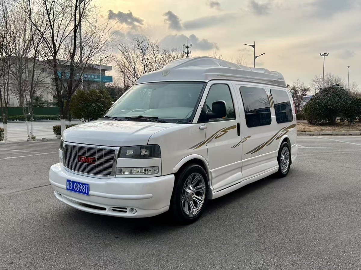 GMC SAVANA  2013款 5.3L 四驅(qū)領(lǐng)袖版圖片