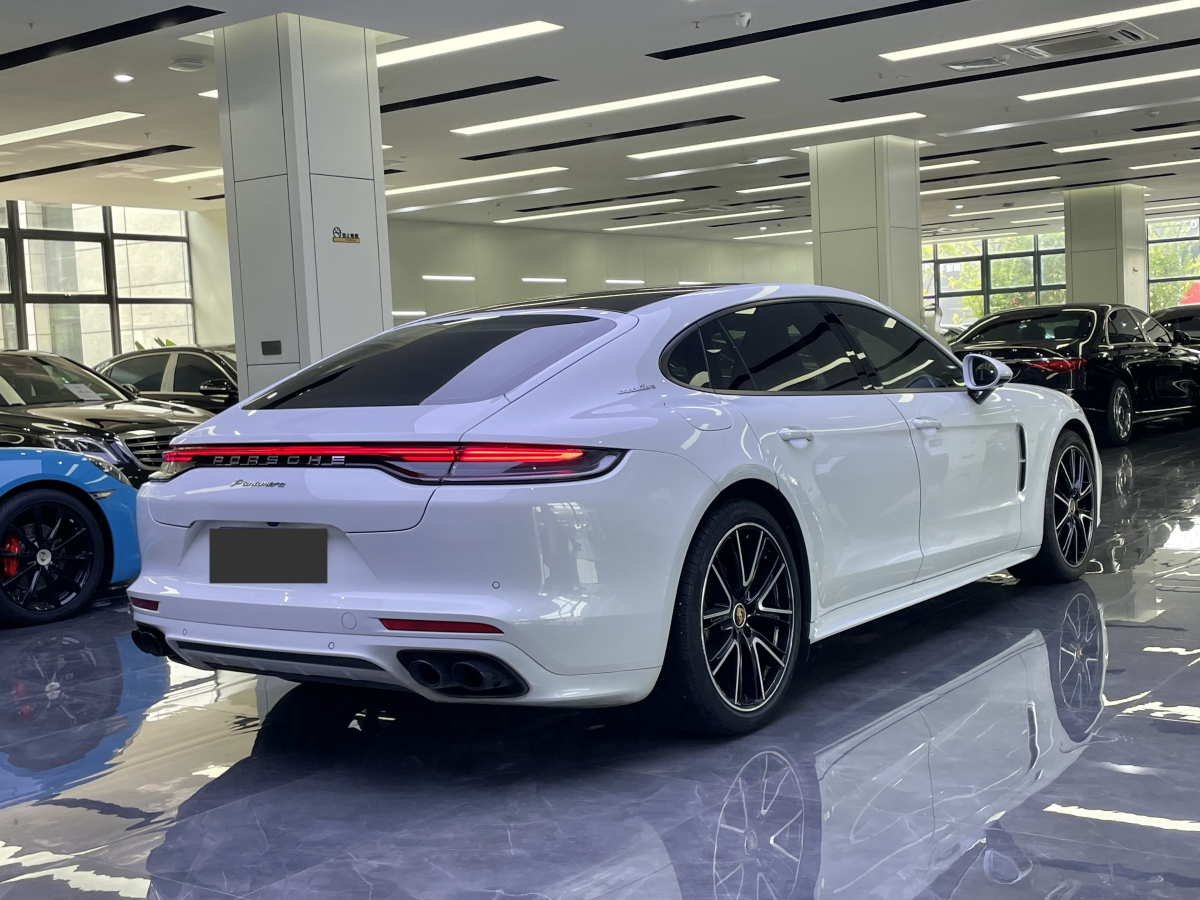 保时捷 Panamera  2022款 Panamera 4 行政加长版 2.9T图片