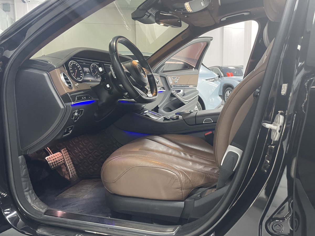 2018年1月奔驰 奔驰S级  2016款 S 400 L 4MATIC