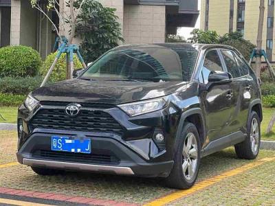 2021年9月 豐田 RAV4榮放 2.0L CVT兩驅(qū)風尚PLUS版圖片