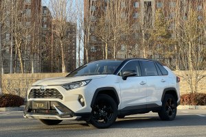 RAV4榮放 豐田 雙擎 2.5L CVT四驅精英PLUS版