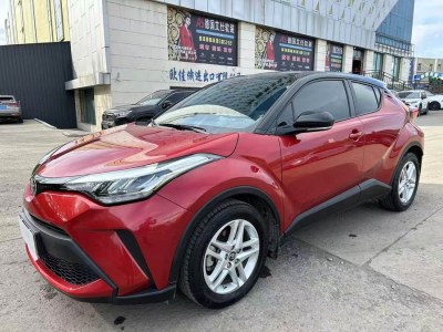 2021年11月 豐田 C-HR 2.0L 舒適版圖片