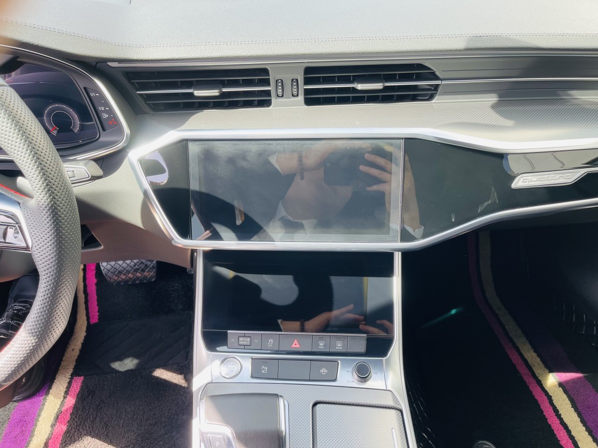 奧迪 奧迪A6L  2023款 改款 40 TFSI 豪華動(dòng)感型圖片