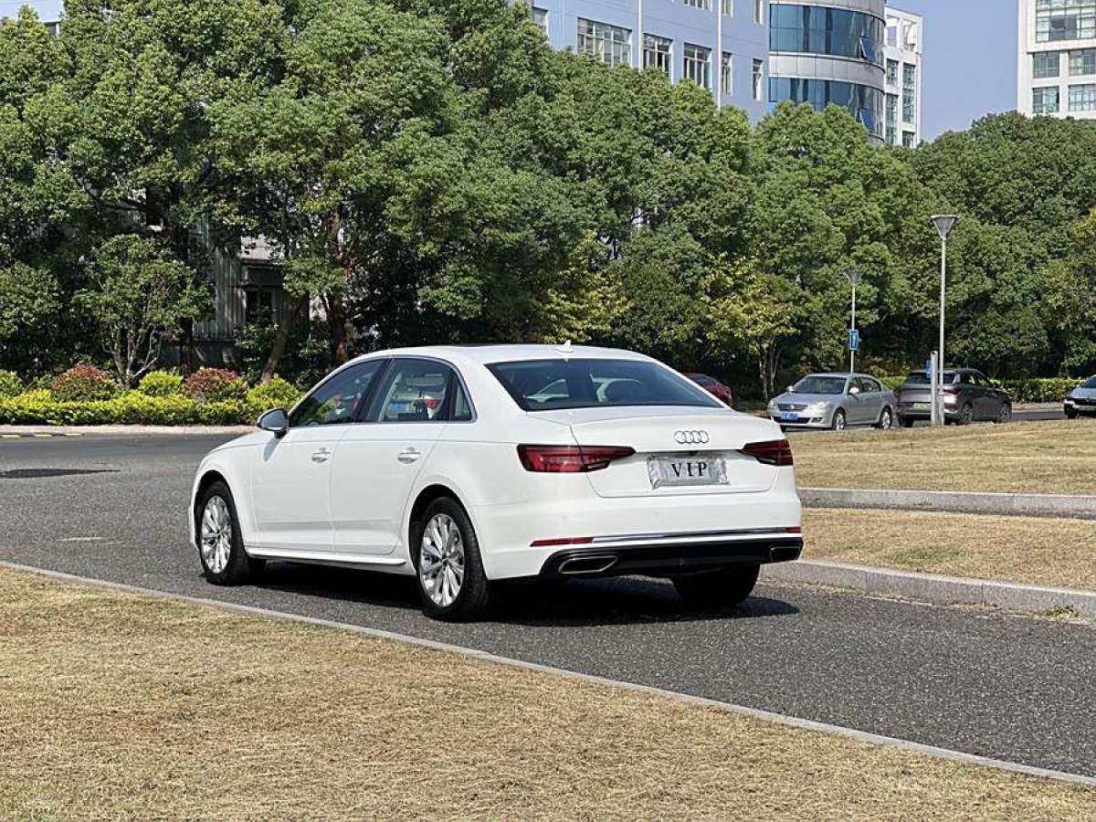 2019年5月奧迪 奧迪A4L  2019款 40 TFSI 時(shí)尚型 國VI