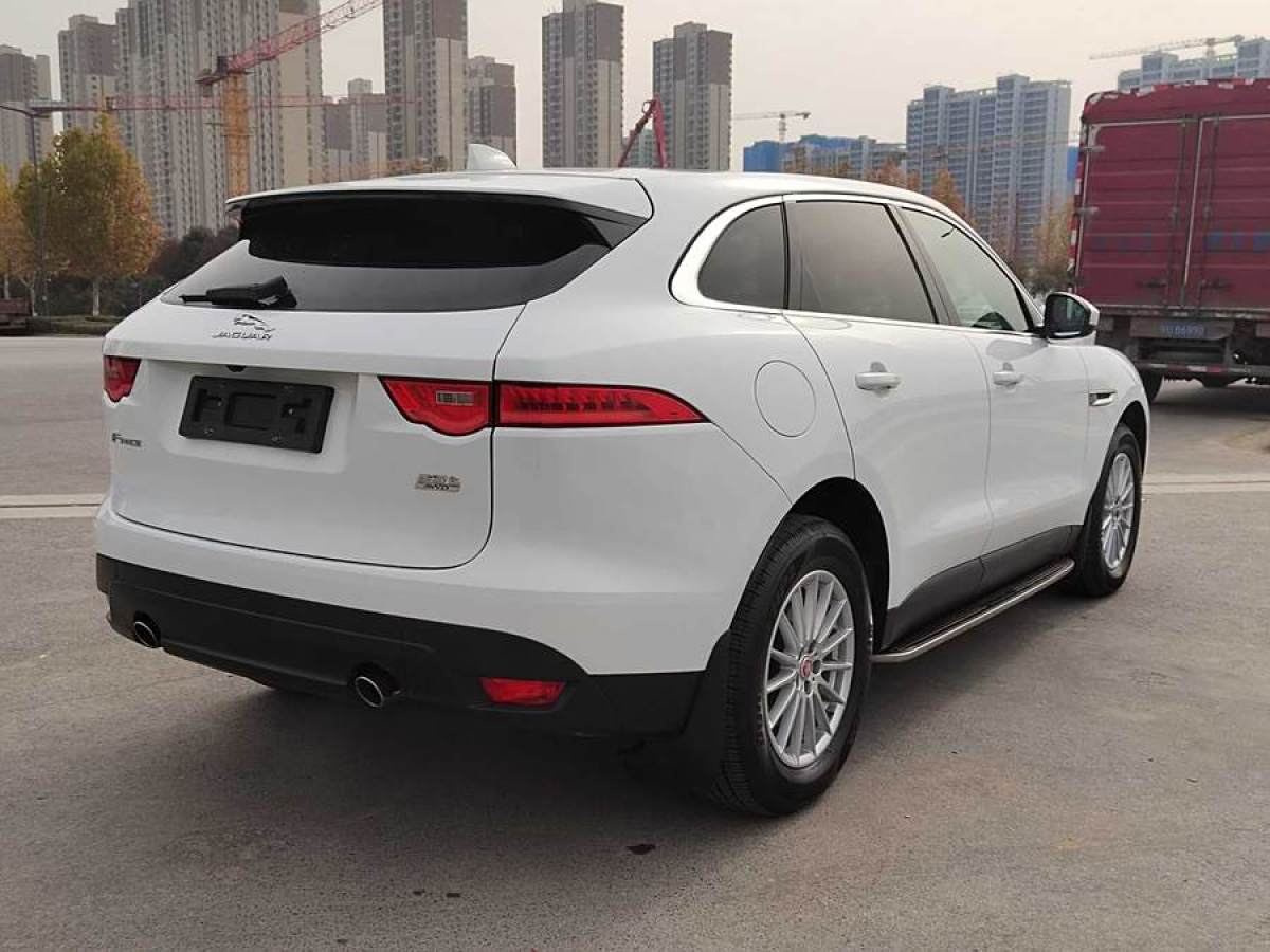 捷豹 F-PACE  2018款 2.0T 四驅(qū)都市尊享版圖片