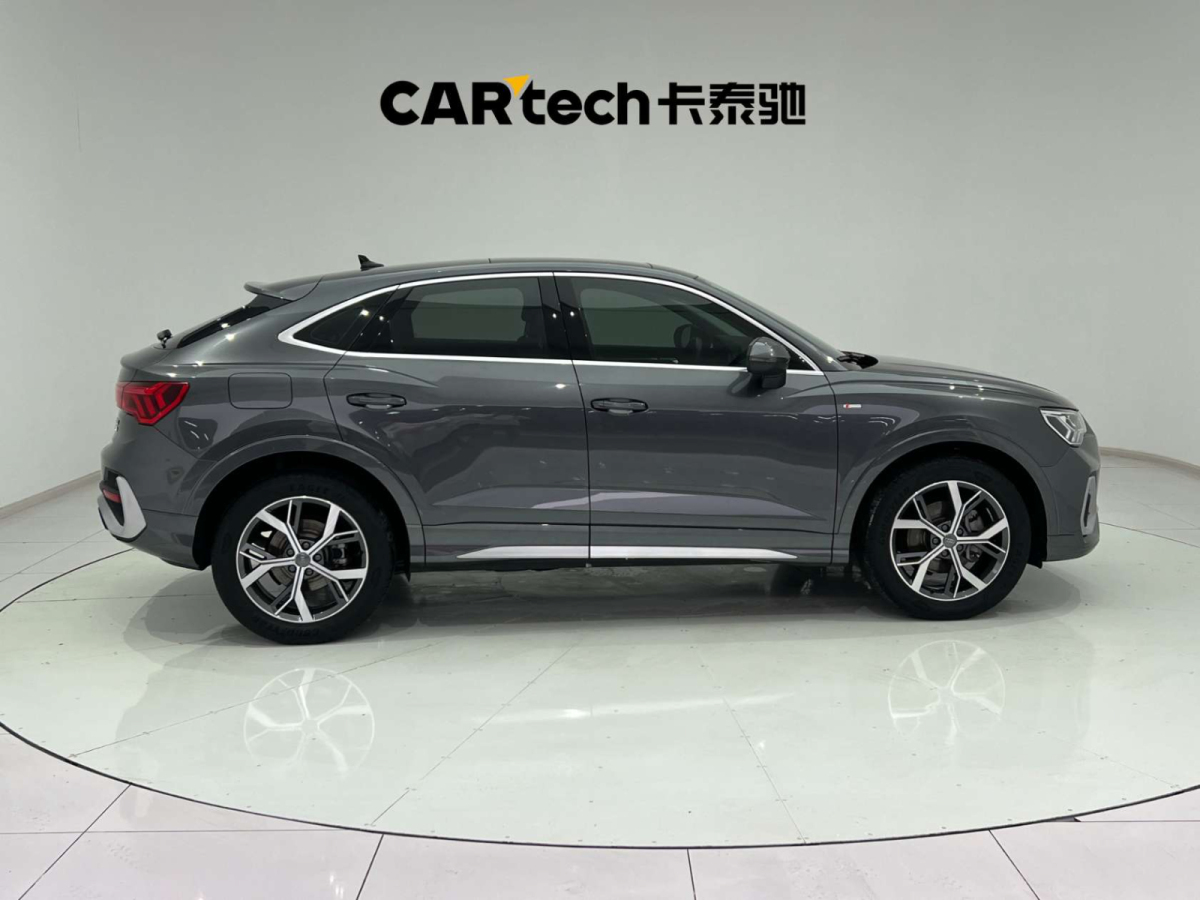 奧迪 奧迪Q3 Sportback  2020款 Sportback 40 TFSI 時尚型圖片