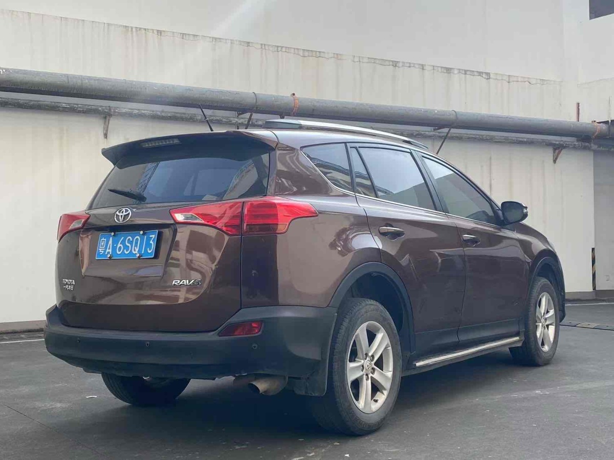 豐田 RAV4  2018款 榮放 2.0L CVT兩驅(qū)都市版圖片