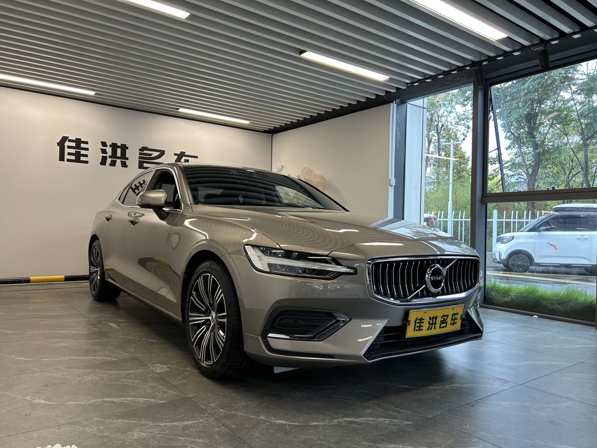 沃爾沃 S60L  2022款 B4 智遠豪華版圖片