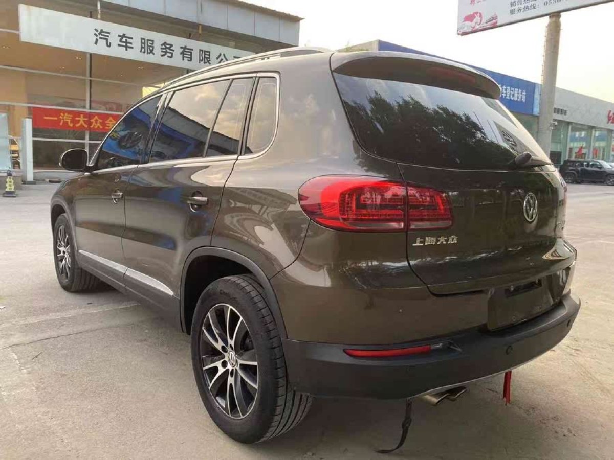 大眾 途觀  2012款 1.8TSI 自動兩驅(qū)都會版圖片