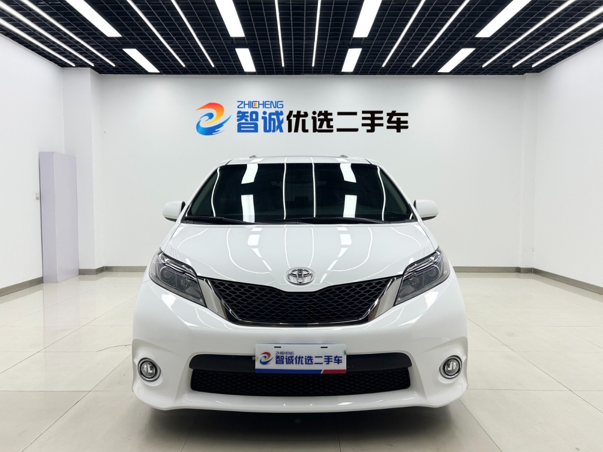 豐田 塞納 2016款 3.5L 兩驅(qū) SE圖片