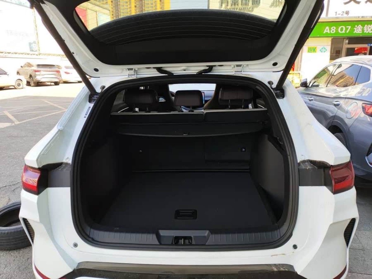 比亞迪 宋PLUS新能源  2025款 EV 520km 尊貴型圖片