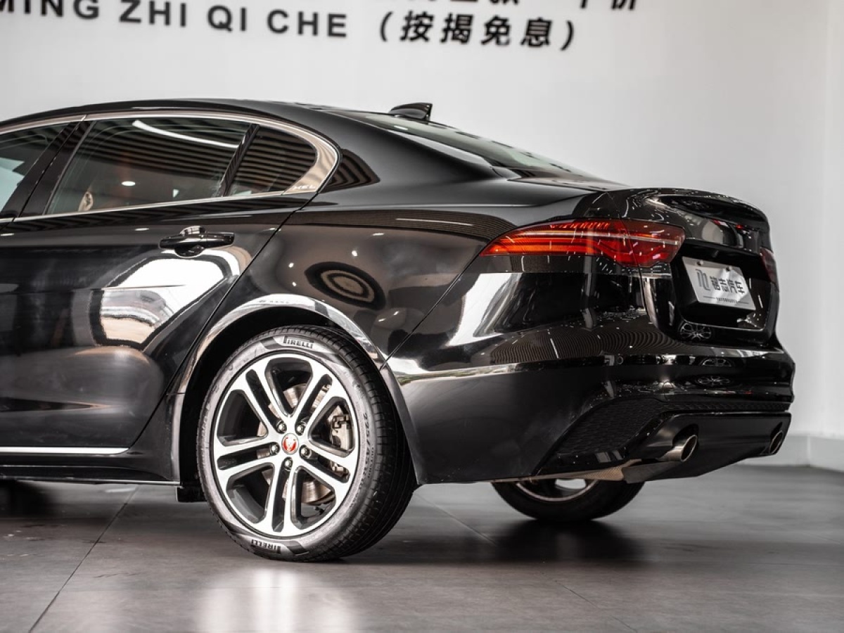 捷豹 XEL  2024款 2.0T 250PS R-DYNAMIC S進(jìn)取運(yùn)動版圖片