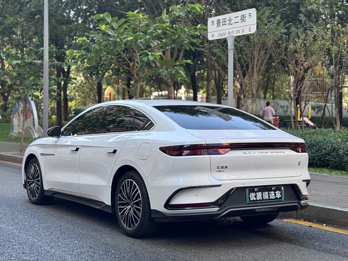 比亞迪 漢  2022款 DM-i 121KM 領(lǐng)航型圖片