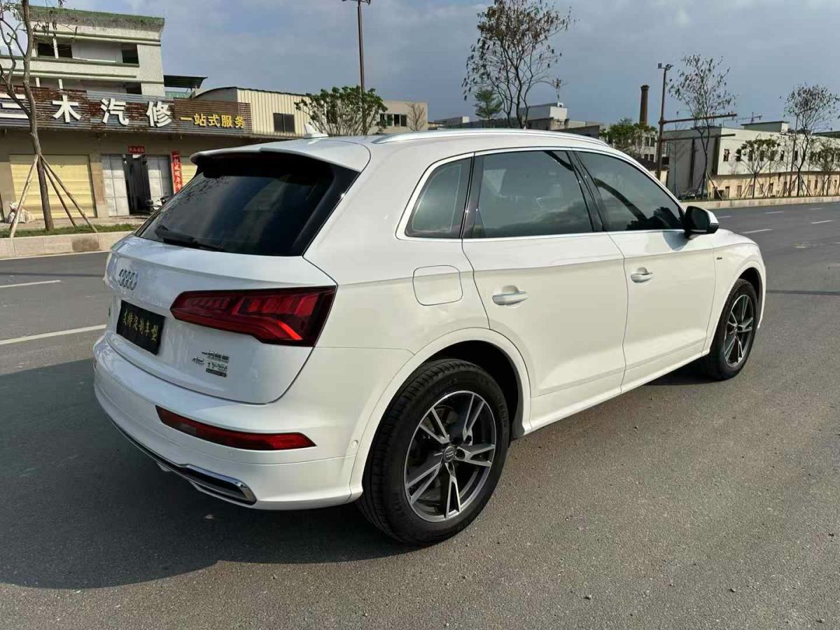 奧迪 Sport 奧迪RS Q8  2021款 RS Q8 4.0T圖片