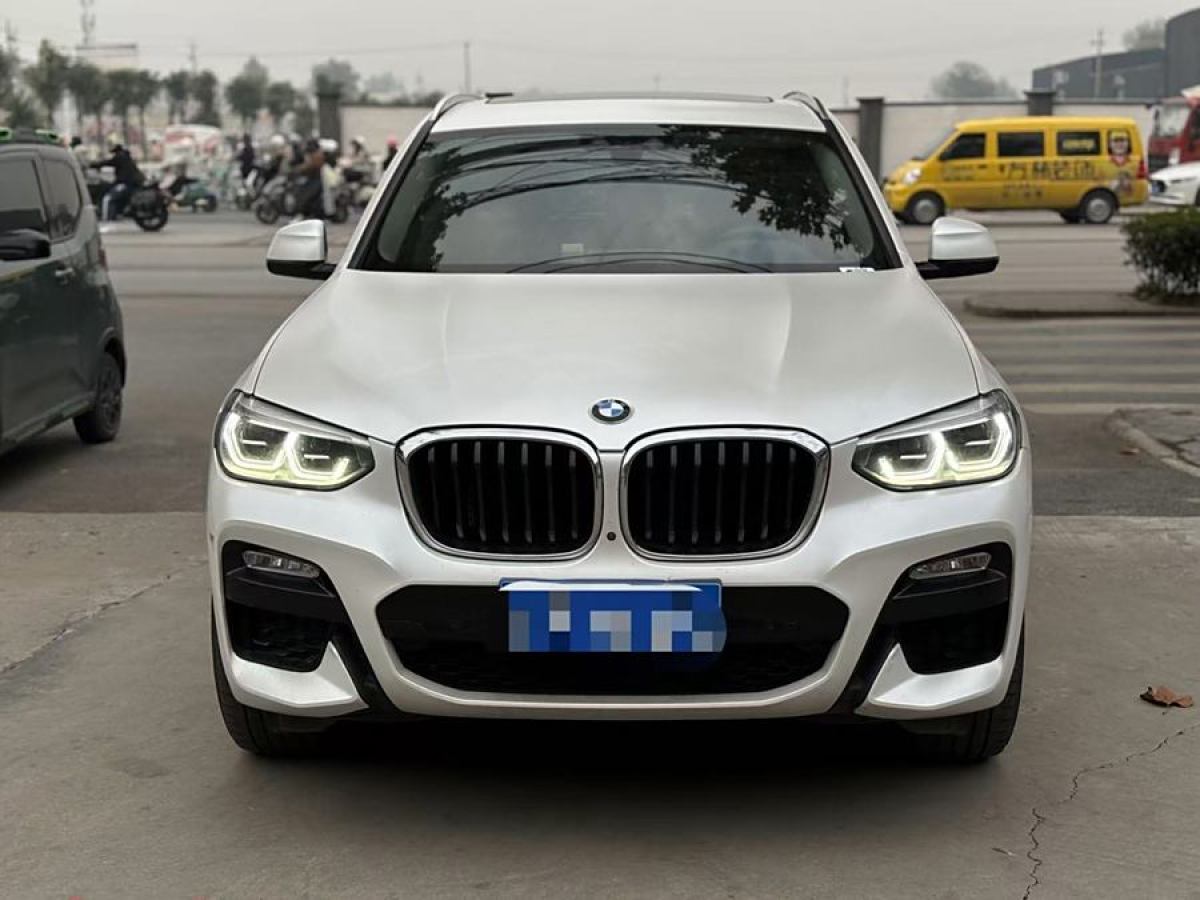 寶馬 寶馬X3  2018款 xDrive30i 領(lǐng)先型 M運(yùn)動(dòng)套裝 國V圖片