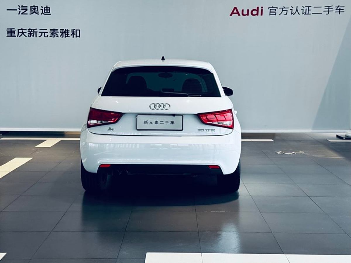 奧迪 奧迪A1  2014款 30 TFSI Sportback時(shí)尚型圖片