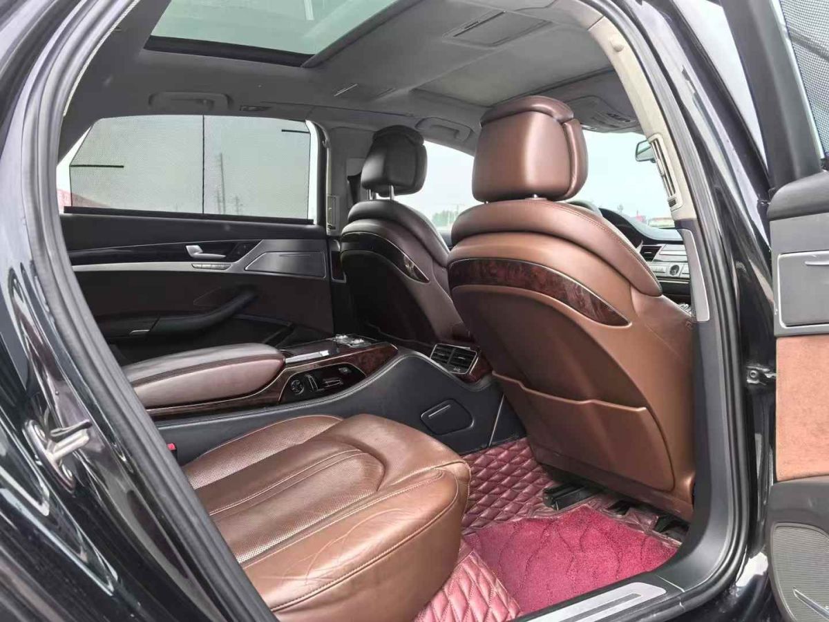 奧迪 奧迪A8  2012款 A8L 45 TFSI quattro豪華型圖片