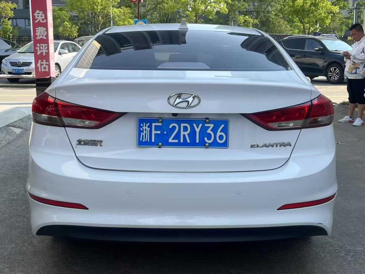 現(xiàn)代 領(lǐng)動(dòng)  2020款 1.4T 雙離合炫動(dòng)?旗艦型圖片