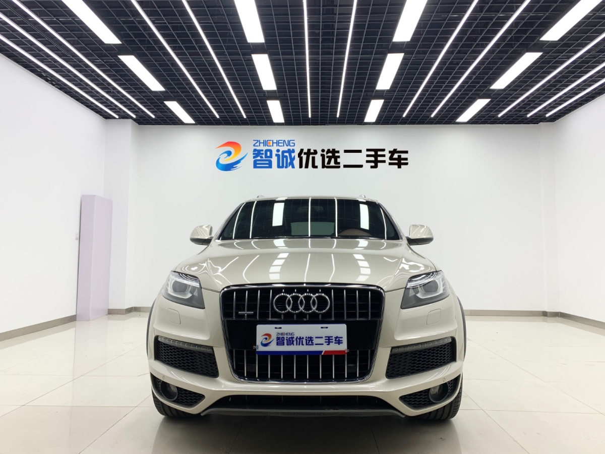 奧迪 奧迪Q7  2012款 3.0 TFSI 專享型(245kW)圖片