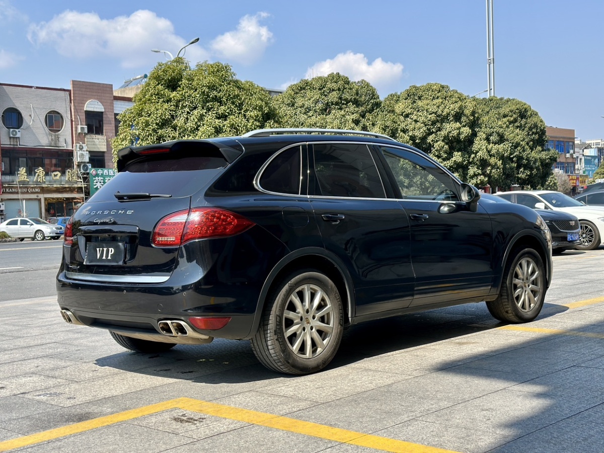 2013年02月保時(shí)捷 Cayenne  2011款 Cayenne S 4.8L