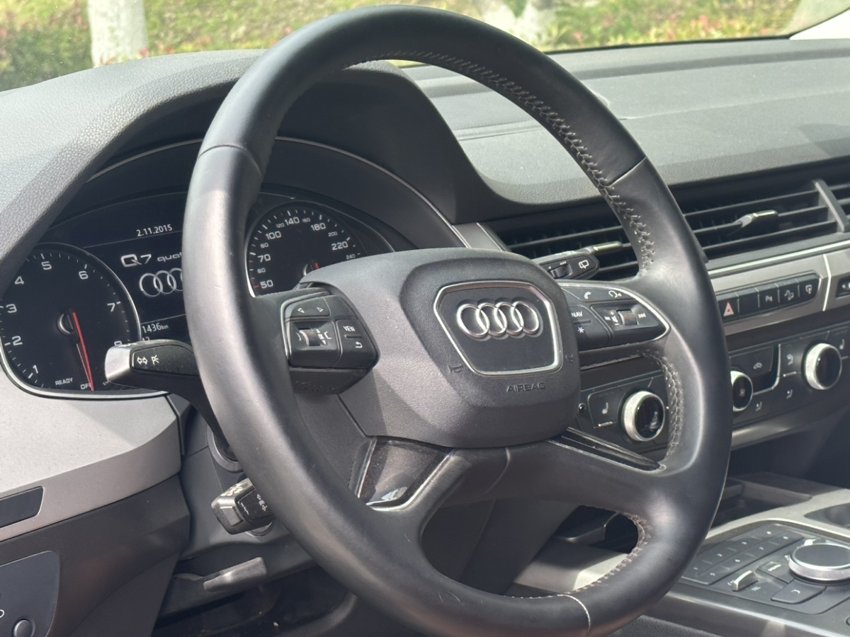 奧迪 奧迪Q7  2016款 45 TFSI 技術(shù)型圖片