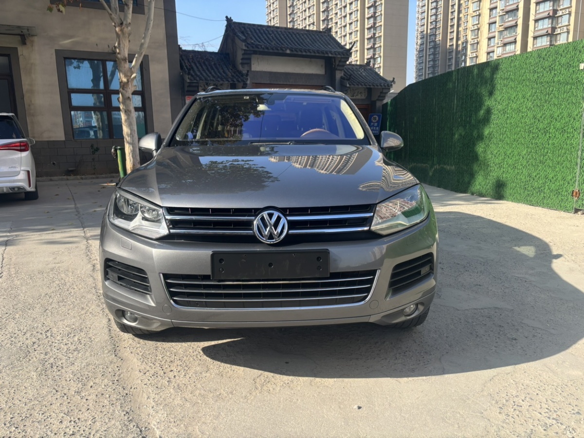 大眾 途銳  2015款 3.0TDI 柴油標(biāo)配型圖片