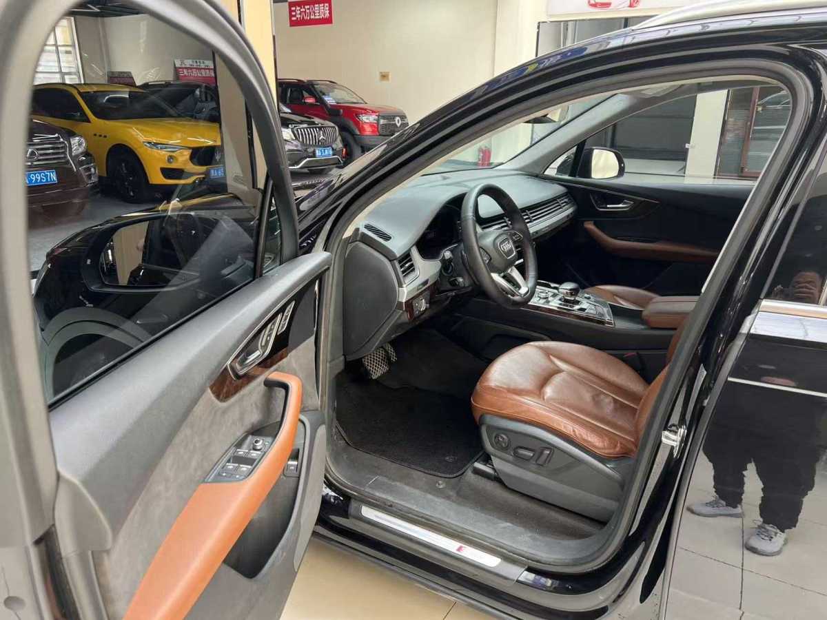 奧迪 奧迪Q7  2018款 45 TFSI 技術(shù)型圖片